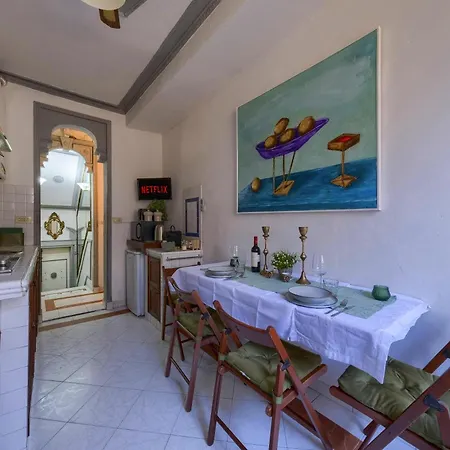 Apartamento Duomo - Station 2 Minutes Away - Casa Degli Specchi