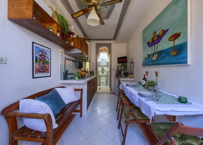 Appartement Duomo - Station 2 Minutes Away - Casa Degli Specchi Florence